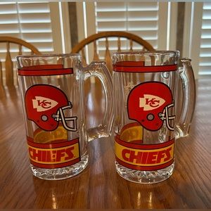 Set of 2 Kansas City Chiefs glass 12 oz beer mugs.